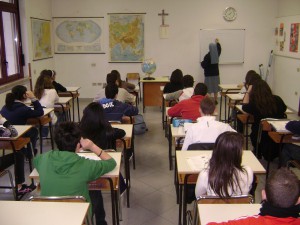 Istituto Sacro Cuore Roma Scuola Sacro Cuore - Bambini a lezione a scuola
