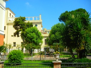 Istituto Sacro Cuore Roma Scuola Sacro Cuore - Giardino esterno