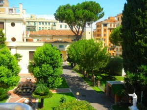 Istituto Sacro Cuore Roma Scuola Sacro Cuore - Giardino esterno dall'alto