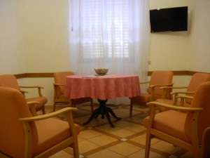 Istituto Sacro Cuore Roma Scuola Sacro Cuore - Area comune poltrone e TV