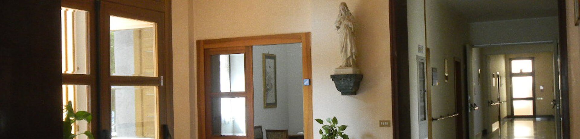 Istituto Sacro Cuore Roma Scuola Sacro Cuore - Interno corridoi